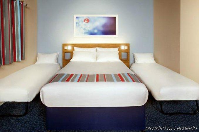 Travelodge Dundee Central Hotel Ngoại thất bức ảnh