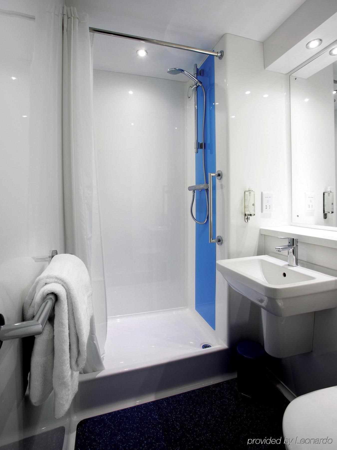 Travelodge Dundee Central Hotel Ngoại thất bức ảnh